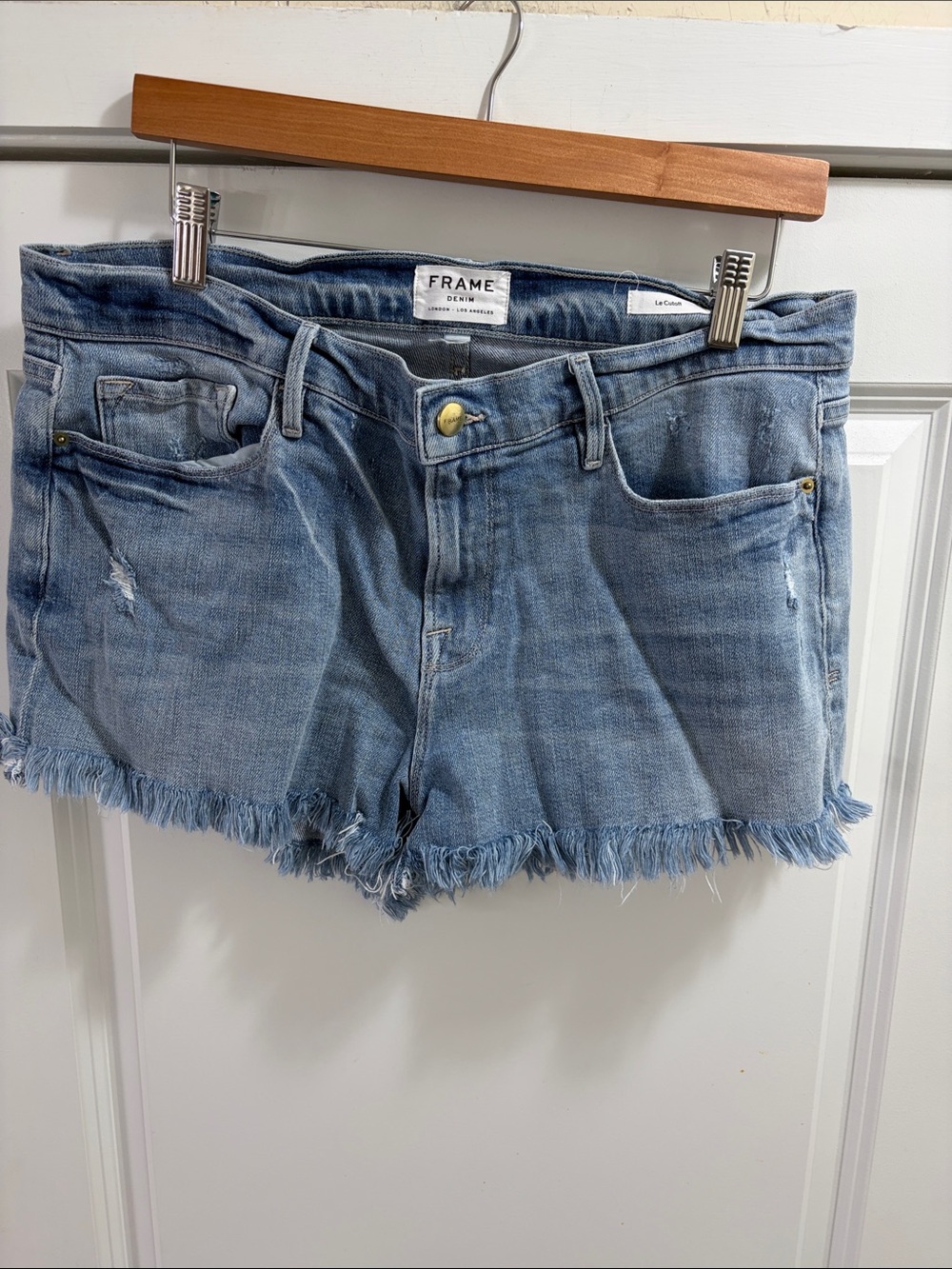 FRAME Denim Light Blue Washed Jeans sz 32 excellent condition